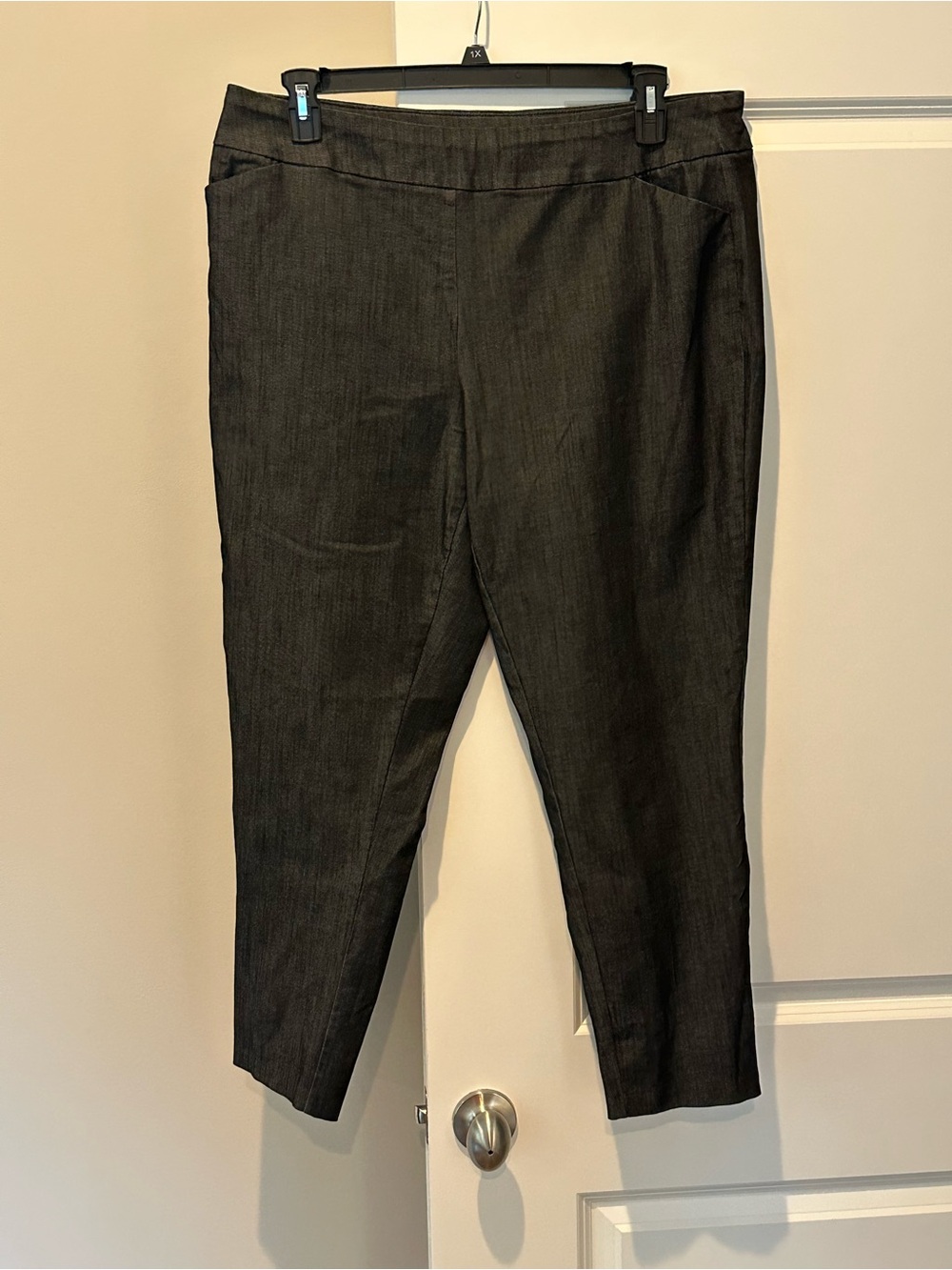 Cato Dark Gray Slim Ankle Pants Size 18W